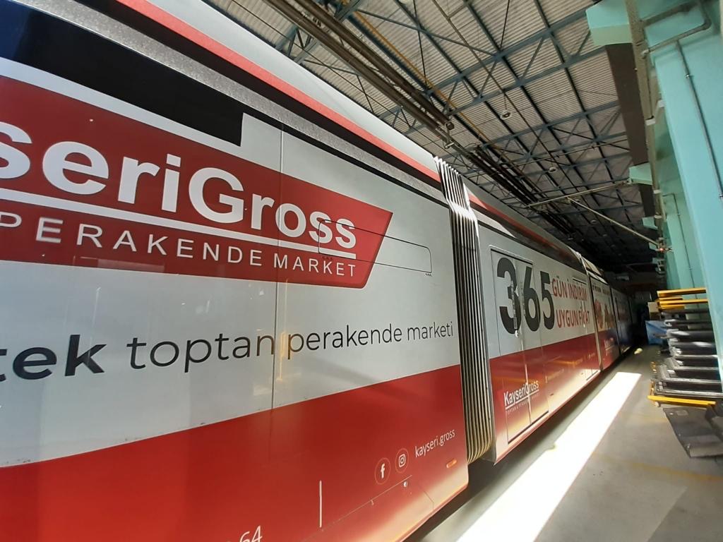 Kayseri tramvay giydirme çalışması uygulama alanı